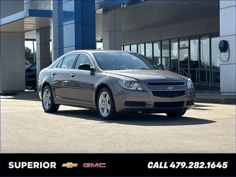Used 2011 Chevrolet Malibu LS FWD image 1