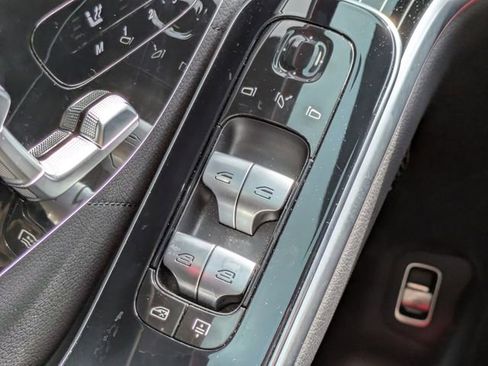 Used 2024 Mercedes-Benz S 580 4MATIC Sedan image 25
