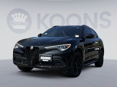 Used 2021 Alfa Romeo Stelvio Ti Sport image 1