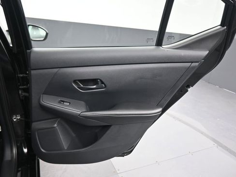Used 2025 Nissan Sentra SV w/ All-Weather Package image 33