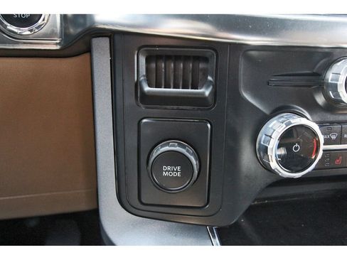 Used 2023 Ford F150 Lariat RWD image 27