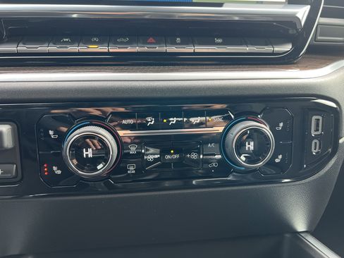 New 2026 Chevrolet Silverado 1500 LT w/ LPO, Dark Essentials Package image 27