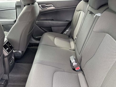 New 2026 Kia Sportage LX image 17
