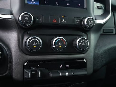 Used 2022 RAM 1500 Big Horn RWD image 19