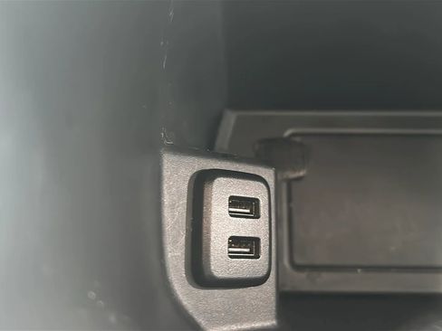 Used 2020 GMC Terrain SLT image 32