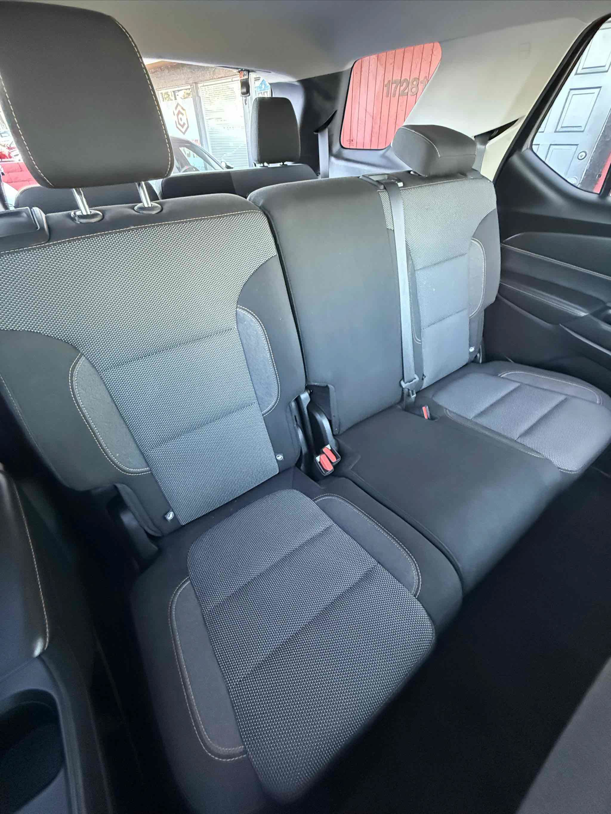 Used 2018 Chevrolet Traverse LS FWD image 53