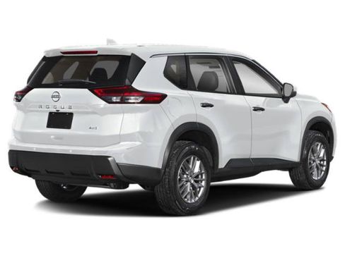 Used 2024 Nissan Rogue S AWD/4WD image 2