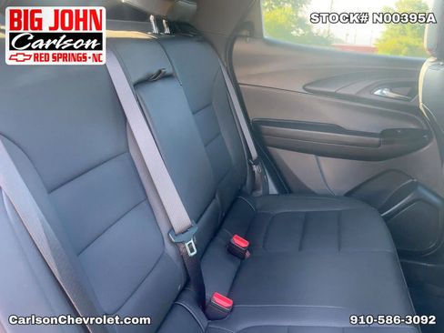 Used 2026 Chevrolet TrailBlazer RS FWD image 34