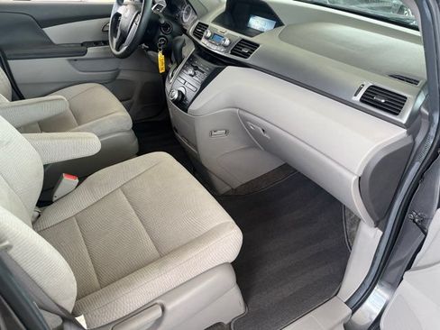 Used 2012 Honda Odyssey LX image 6