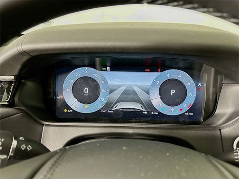 New 2026 Land Rover Range Rover Velar Dynamic SE image 13