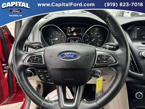 Used 2015 Ford Focus SE FWD image 24