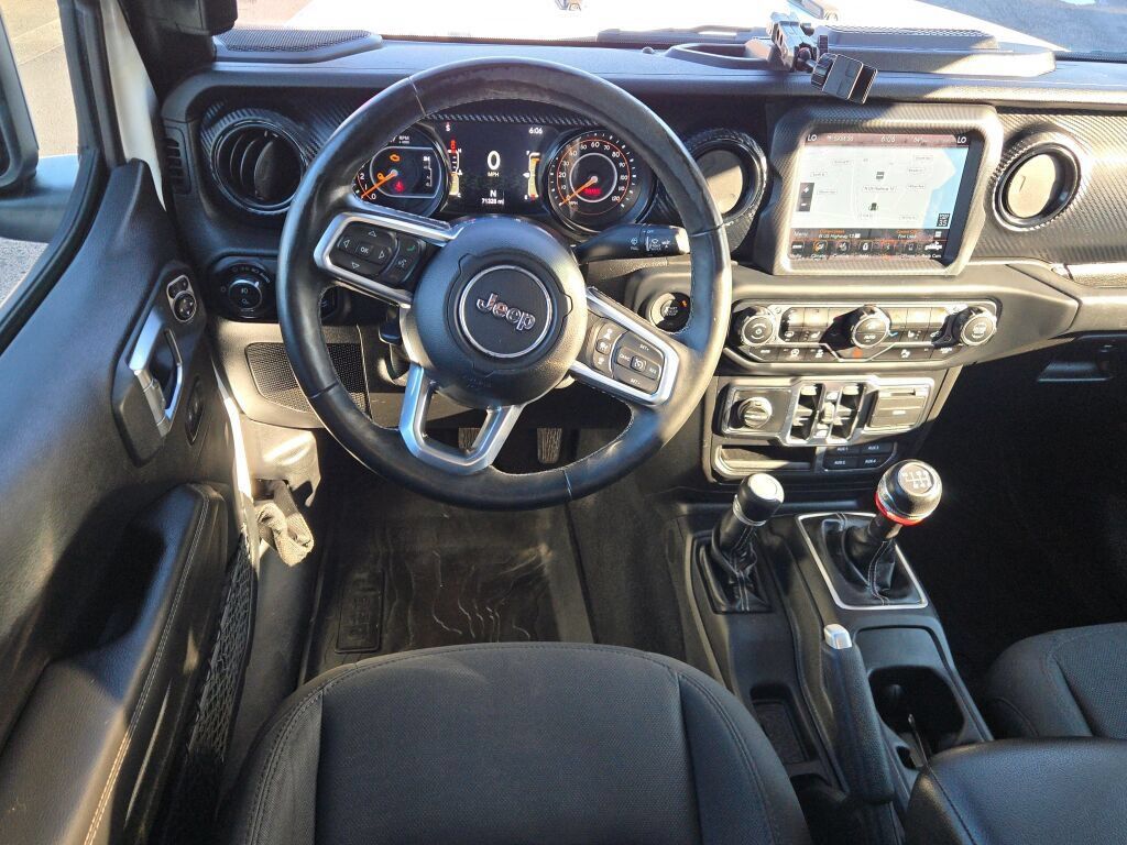 Certified 2020 Jeep Gladiator Overland AWD/4WD image 22