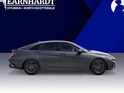 New 2026 Hyundai Elantra Blue image 7