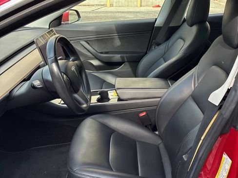 Used 2018 Tesla Model 3 Long Range RWD image 5