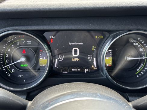 Used 2023 Jeep Wrangler Unlimited Sahara w/ Cold Weather Group AWD/4WD image 32