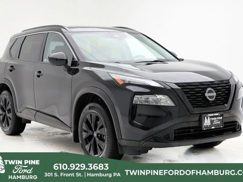 Used 2023 Nissan Rogue SV w/ SV Premium B Package AWD/4WD image 1