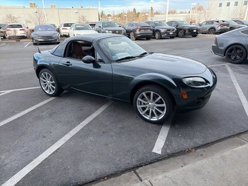 Used 2006 MAZDA MX-5 Miata Grand Touring image 3