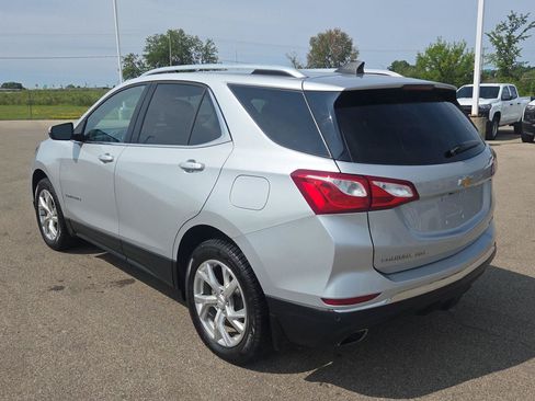 Used 2019 Chevrolet Equinox LT AWD/4WD image 3
