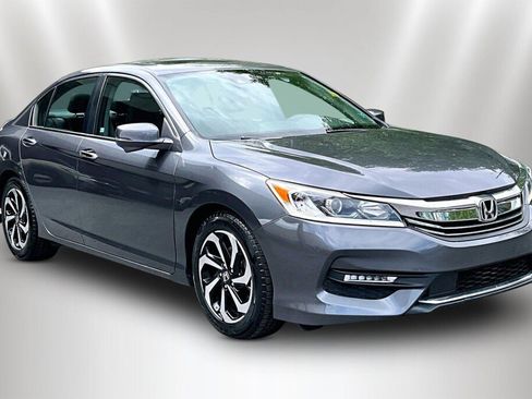 Used 2017 Honda Accord EX-L image 1