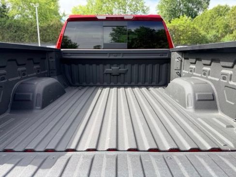 Used 2025 Chevrolet Silverado 1500 RST w/ Convenience Package II AWD/4WD image 27