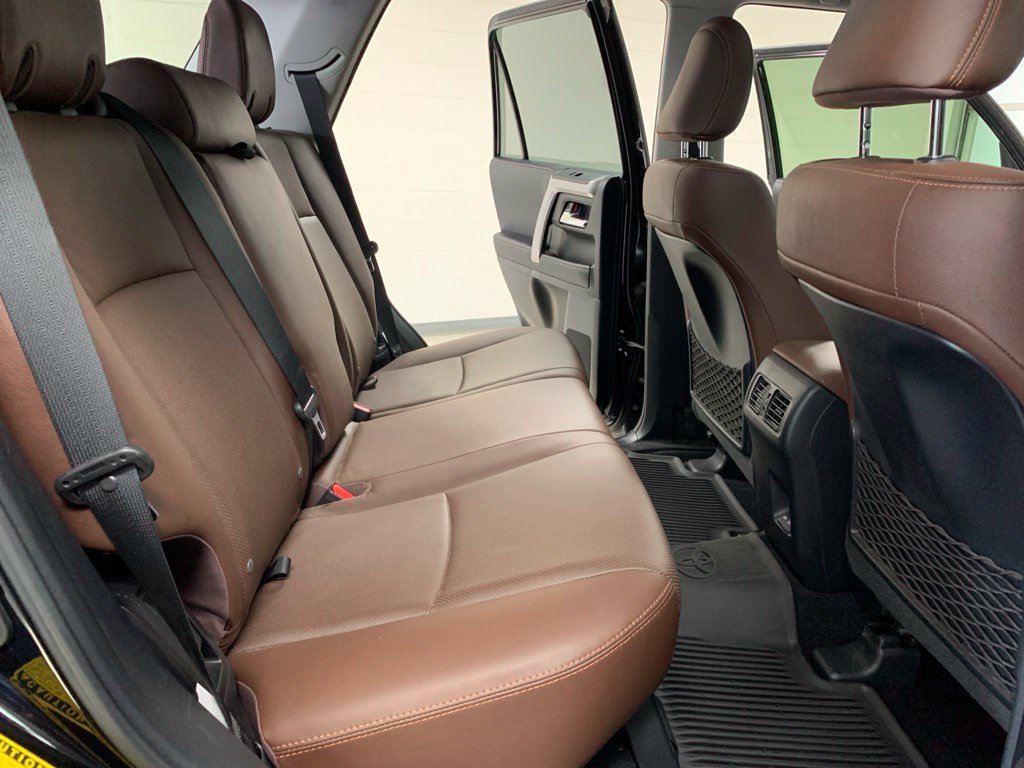 Used 2023 Toyota 4Runner Limited RWD image 10