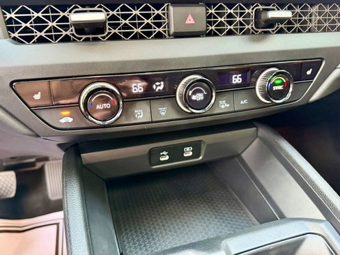 Used 2025 Honda Accord SE image 32