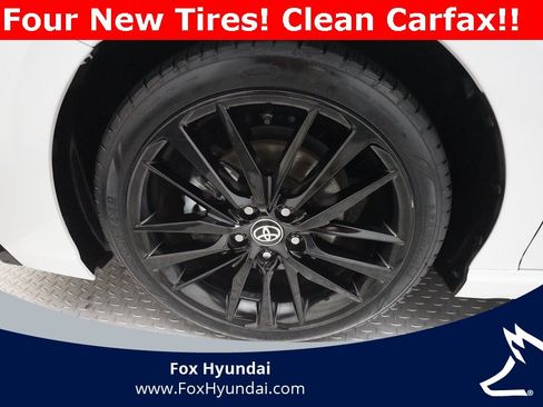 Used 2024 Toyota Camry XSE image 25