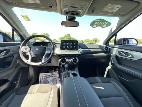 Certified 2024 Chevrolet Blazer LT w/ Convenience Package FWD image 21