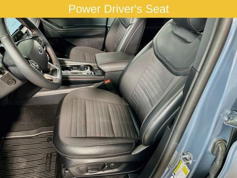 Certified 2025 Ford Explorer ST-Line w/ Premium Package AWD/4WD image 22