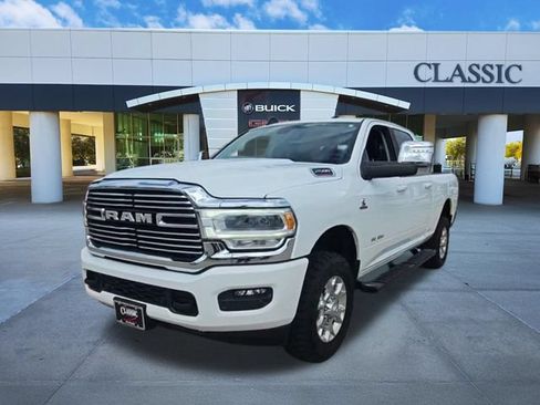 Used 2024 RAM 2500 Laramie AWD/4WD image 3