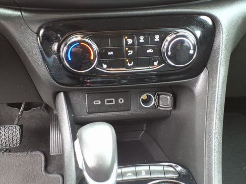 Used 2023 Buick Encore GX Preferred w/ Cold Weather Comfort Package image 22