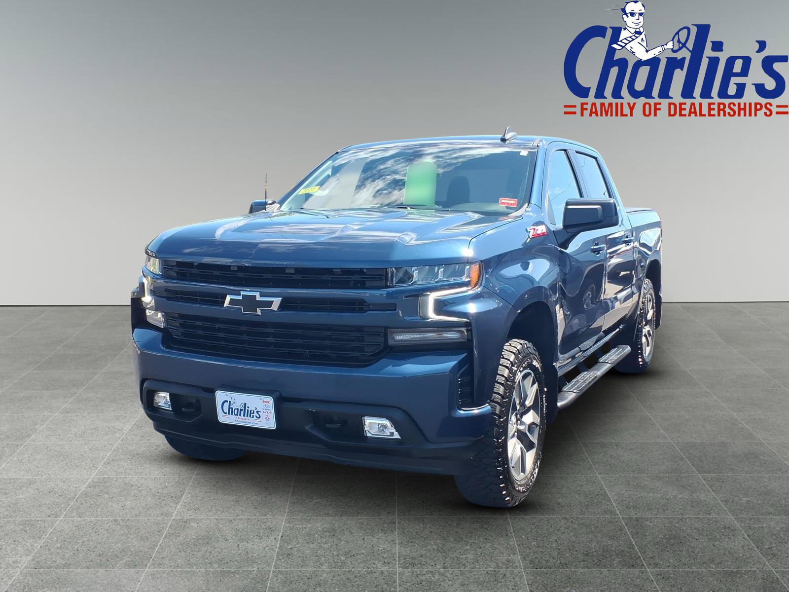 Used 2022 Chevrolet Silverado 1500 RST AWD/4WD image 1