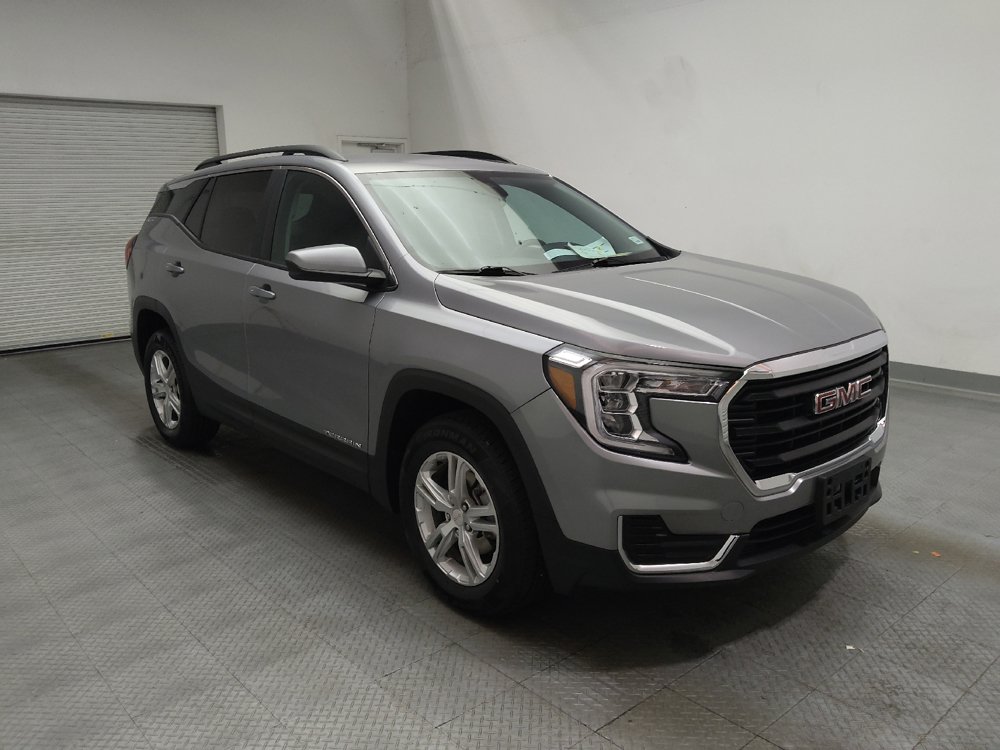 Used 2024 GMC Terrain SLE w/ Driver Convenience Package AWD/4WD image 13
