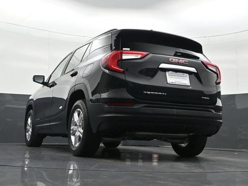 Certified 2023 GMC Terrain SLE w/ Driver Convenience Package AWD/4WD image 34