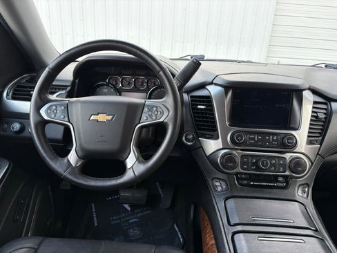 Used 2015 Chevrolet Suburban LTZ AWD/4WD image 14