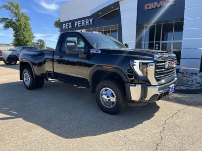 New 2026 GMC Sierra 3500 SLE w/ SLE Convenience Package
