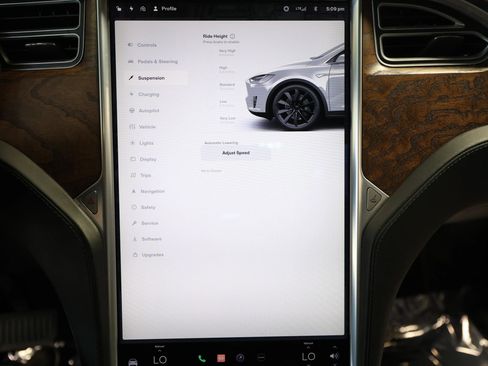Used 2017 Tesla Model X 90D AWD/4WD image 59