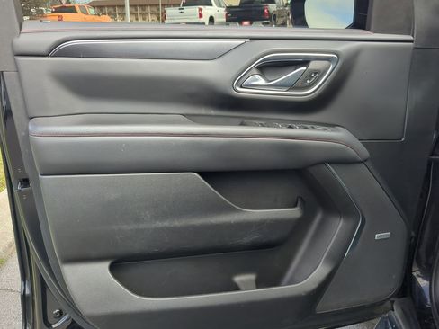 Used 2023 Chevrolet Suburban RST w/ Luxury Package image 23