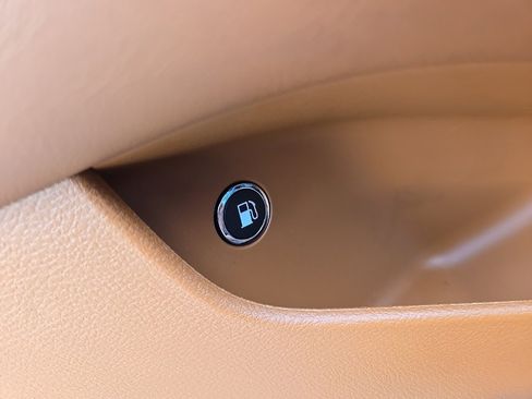 Used 2024 Chrysler Pacifica Pinnacle image 35