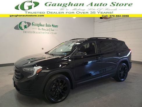 Used 2020 GMC Terrain SLE w/ Driver Convenience Package AWD/4WD image 1