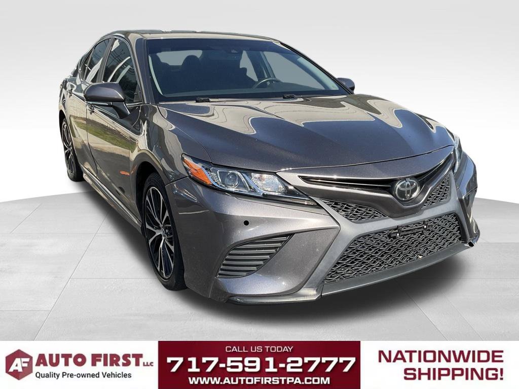 Used 2018 Toyota Camry SE w/ Audio Package FWD image 1