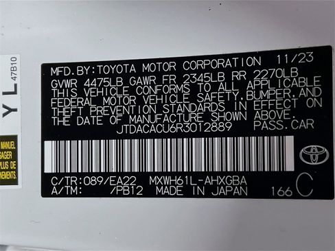 Used 2024 Toyota Prius Prime XSE image 28