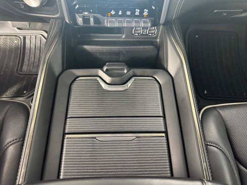 Used 2020 RAM 1500 Limited AWD/4WD image 15