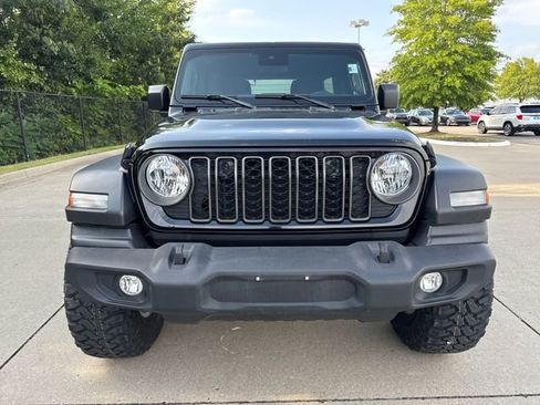 Used 2024 Jeep Wrangler Sport S image 8
