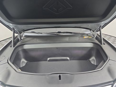 Used 2023 Rivian R1S Adventure AWD/4WD image 14
