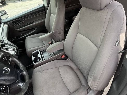 Used 2019 Honda Odyssey EX image 7