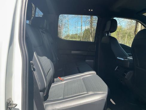 Used 2024 Ford F150 Lariat w/ FX4 Off-Road Package image 13