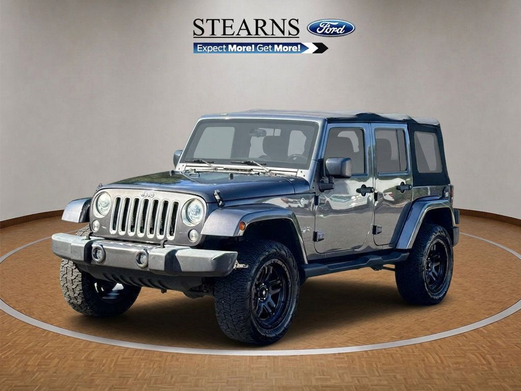 Used 2017 Jeep Wrangler Unlimited Sahara w/ Connectivity Group AWD/4WD image 2