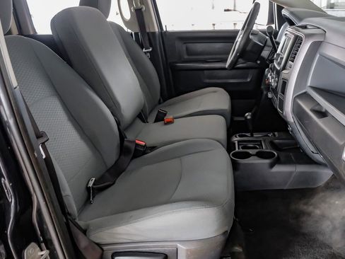 Used 2017 RAM 2500 Tradesman w/ Chrome Appearance Group image 31