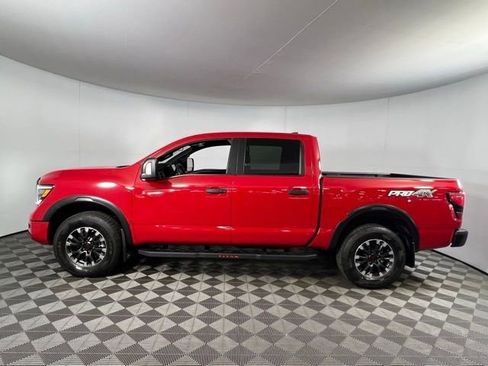 Used 2023 Nissan Titan PRO-4X w/ Off Road Protection Package image 10